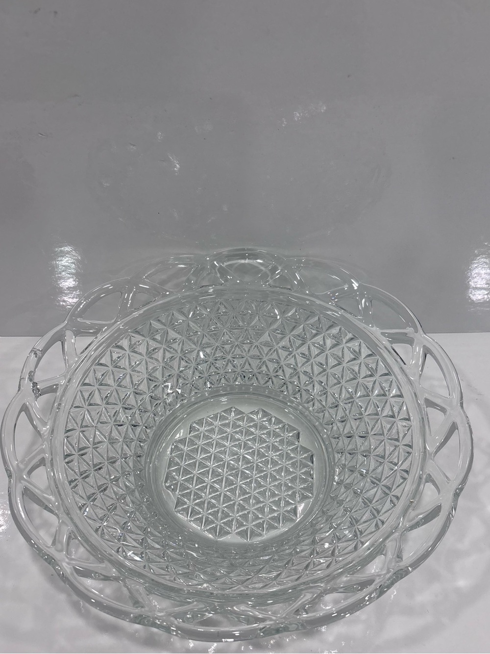 Vintage clear pressed glass serving bowl open lace rim diamond pt pattern 9.5”